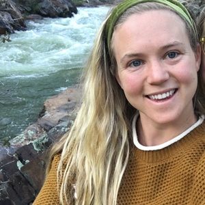 Meet your Posher, Emily